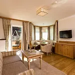 Hotel Zillergrundrock Luxury Mountain Mayrhofen