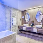 Hotel Zillergrundrock Luxury Mountain 4*