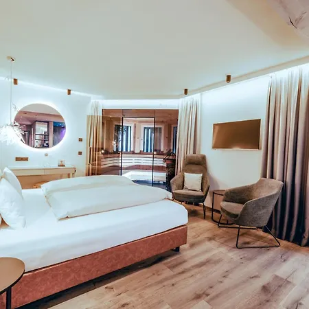 Hotel Zillergrundrock Luxury Mountain