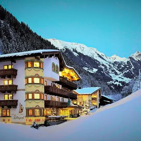 Hotel Zillergrundrock Luxury Mountain