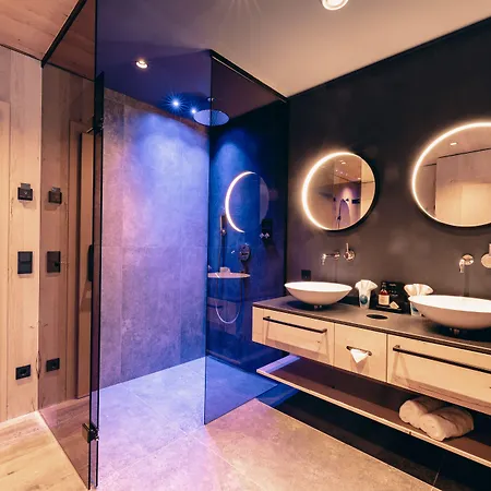 Zillergrundrock Luxury Mountain