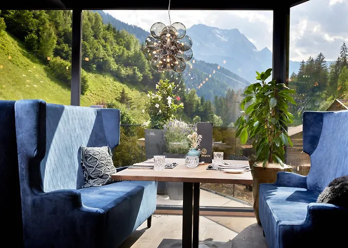 Zillergrundrock Luxury Mountain Otel Mayrhofen