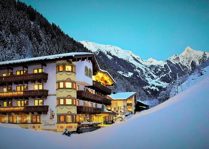 Otel Zillergrundrock Luxury Mountain