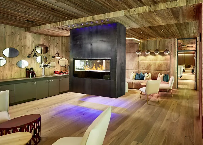 Zillergrundrock Luxury Mountain Otel Mayrhofen