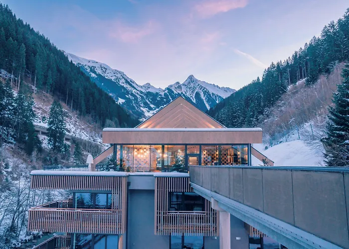 Zillergrundrock Luxury Mountain 4* Mayrhofen
