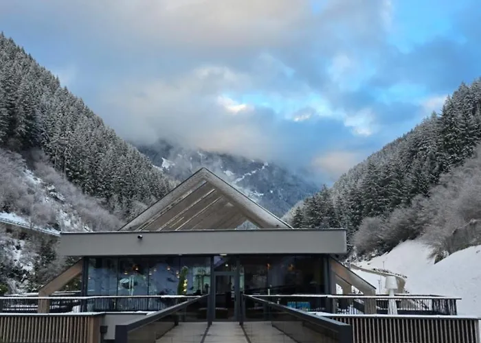 Otel Zillergrundrock Luxury Mountain Mayrhofen