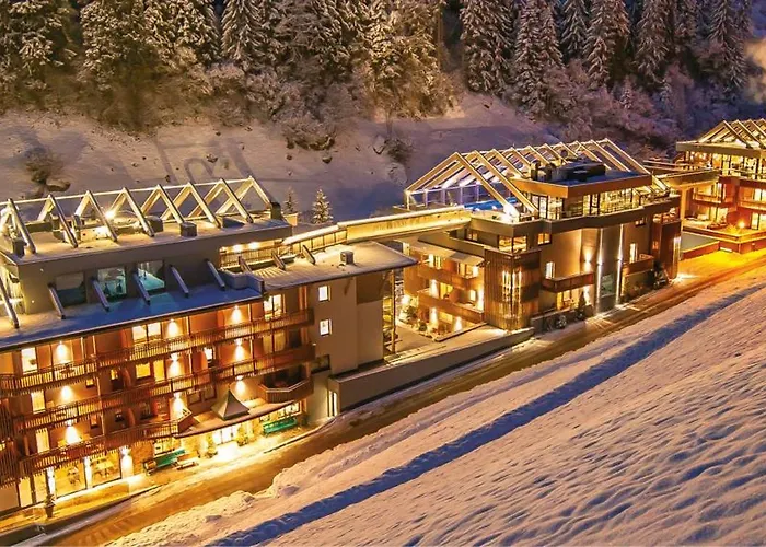 Otel Zillergrundrock Luxury Mountain 4*