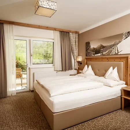 Zillergrundrock Luxury Mountain マイヤーホーフェン